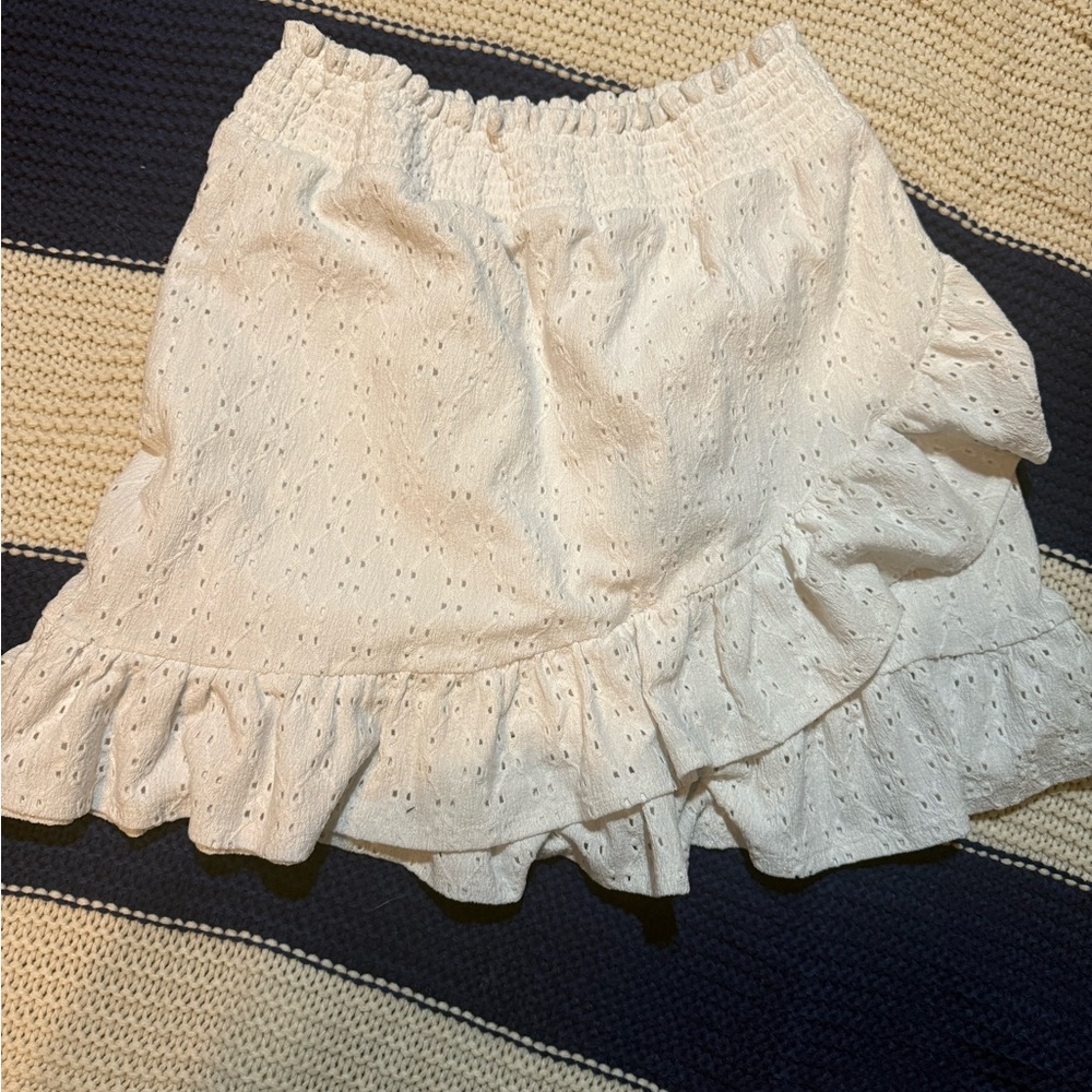 Cato White Eyelet Ruffle A-Line Skirt Women’s Size M